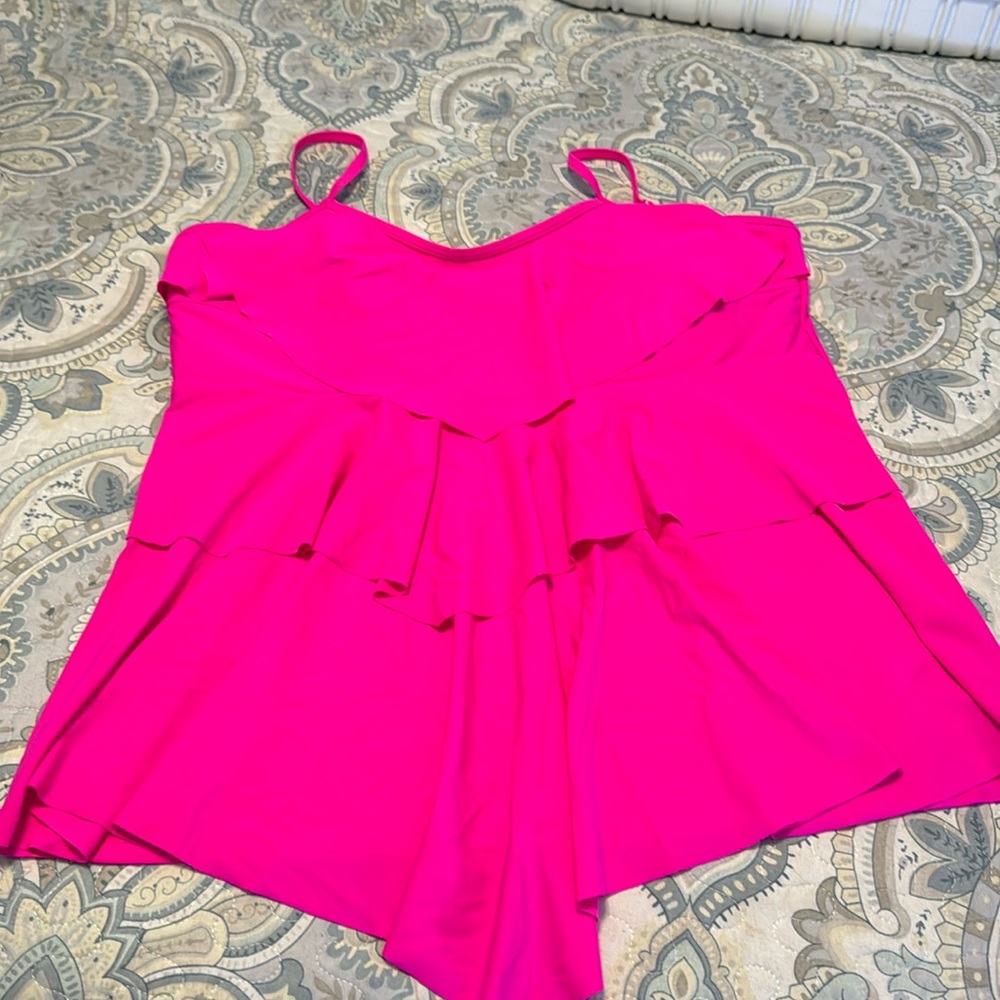 Hot pink layered bathingsuit top with padding